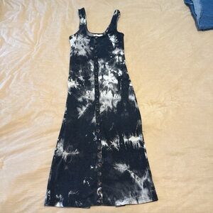 Gilded Intent Black and White Tie-Dye Midi Dress
